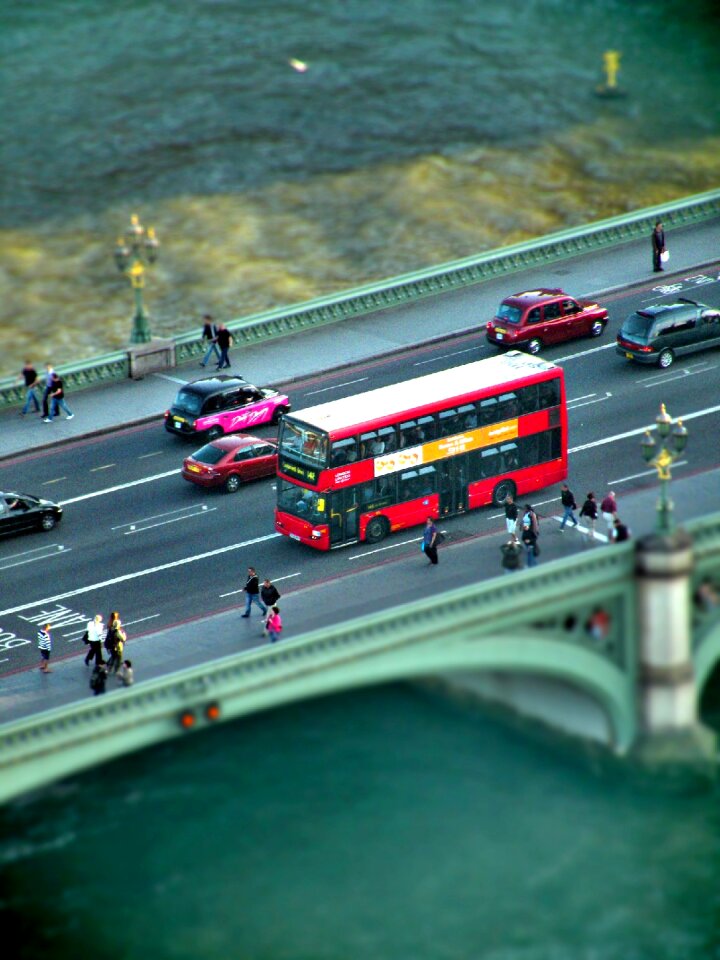 Thames small people trip