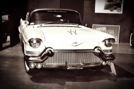 Classic motor vehicle