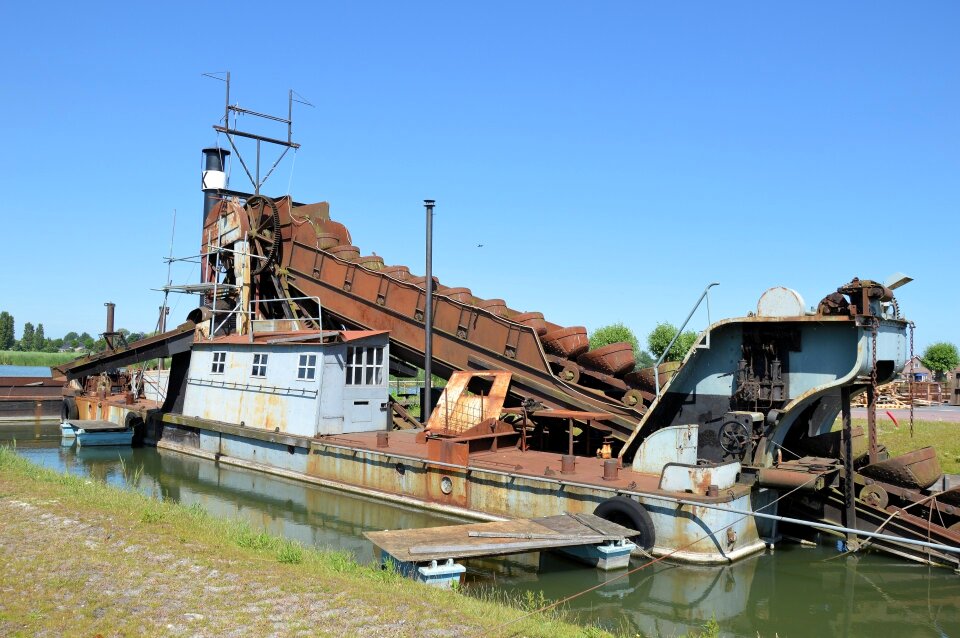 Steam vessel industry