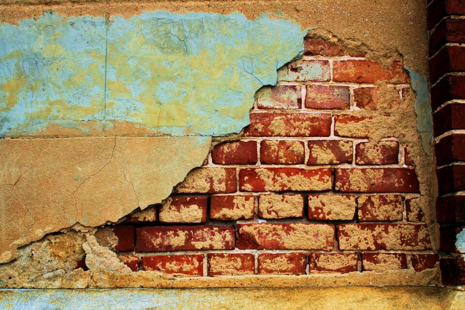 Grout orange details