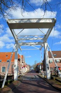 Traditional canal architecture