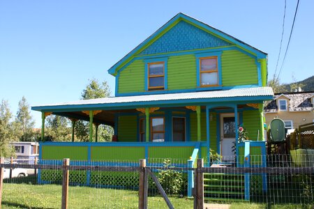 Yukon building green house