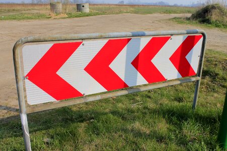 Arrow direction marking