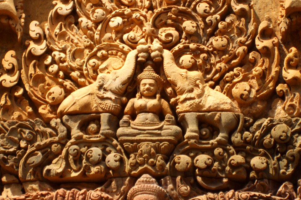 Angkor wat stone carving