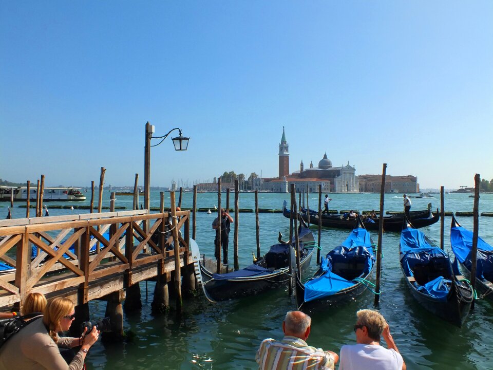 Gondolas cathedral san giorgio maggiore