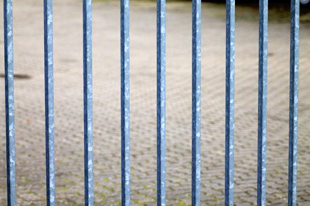 Blocked iron gate metal