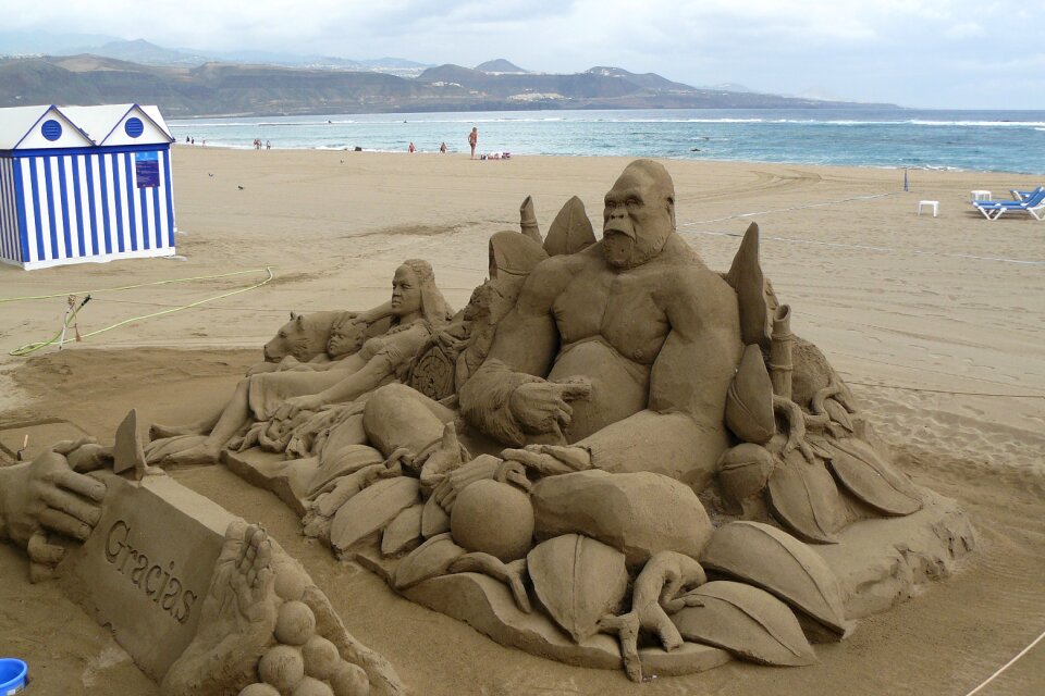 Sculpture ape sand mold
