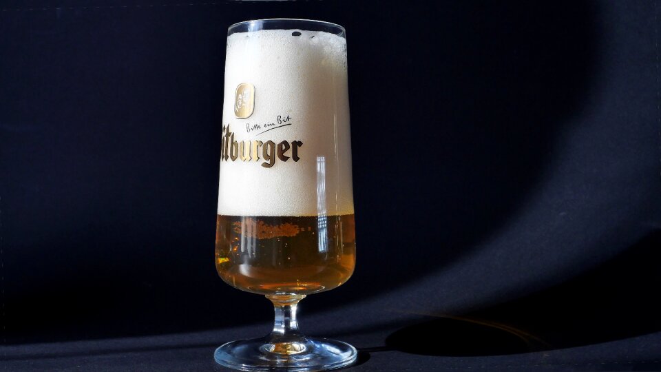 Glass beer foam