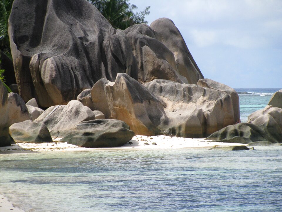 Island indian ocean granite rock