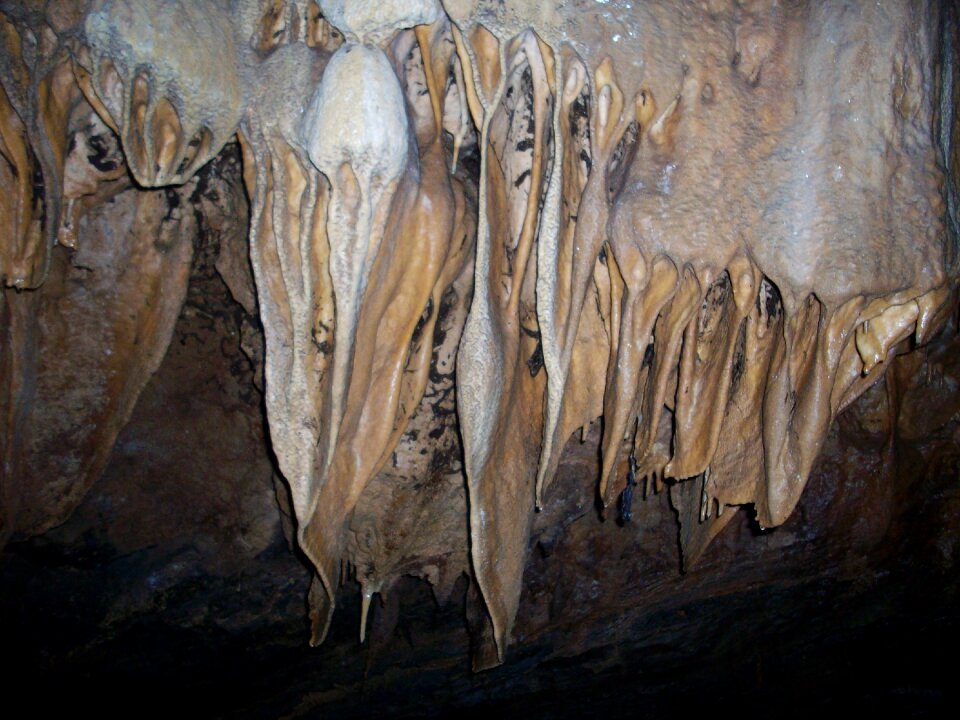 Caving caves speleology