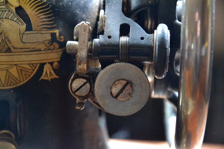 The production of sewing seamstress