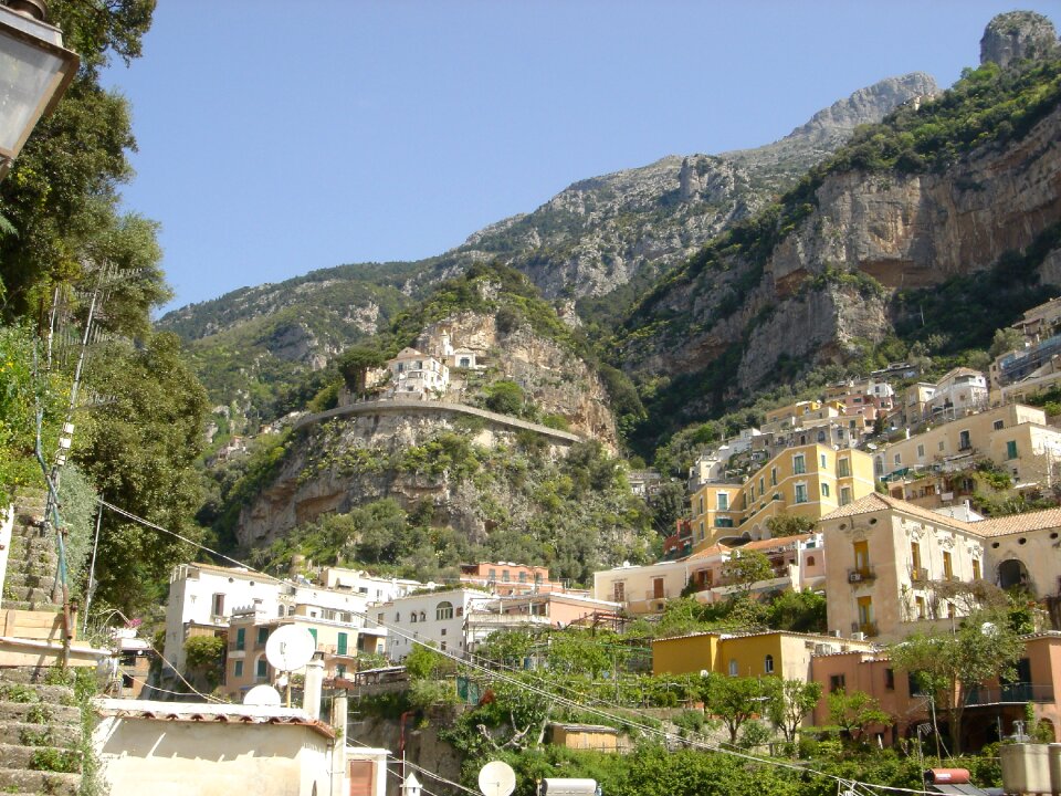 Hillside architecture homes