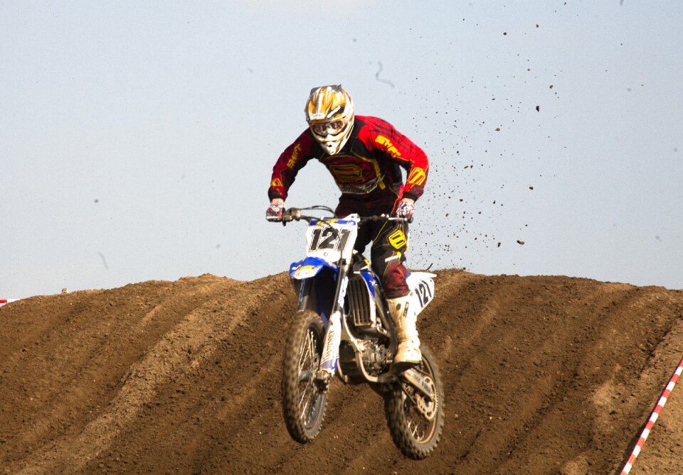 Sand jump motorsport