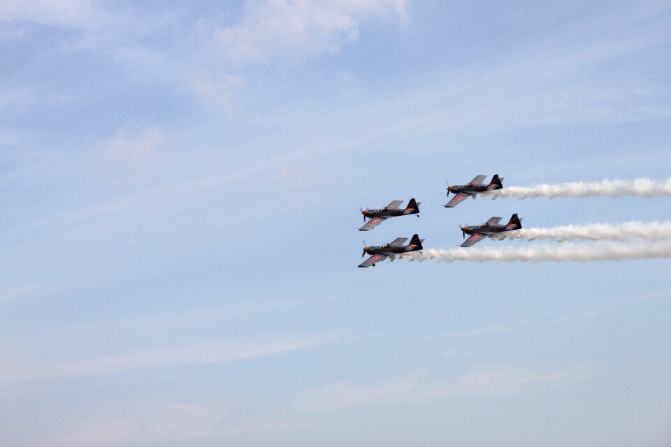 Aircraft redbull stunts