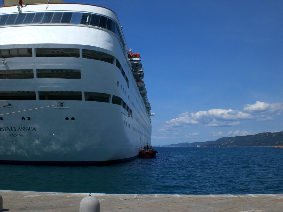 Ship trieste port