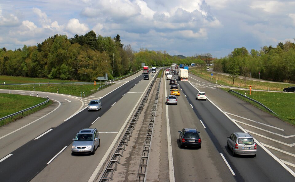Roadway vehicles auto