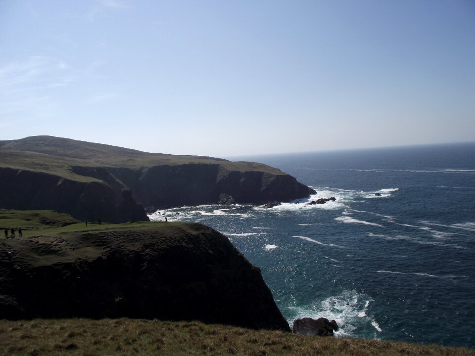 Rocks rock the cliffs