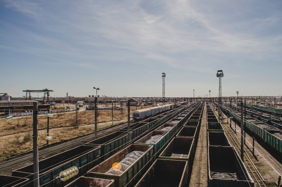 Railway train rail