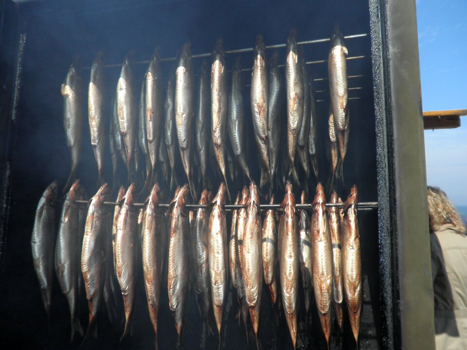 Food fish in the smoke smoked fish