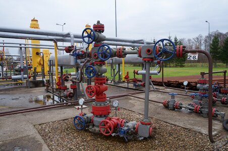 Mine oil extraction
