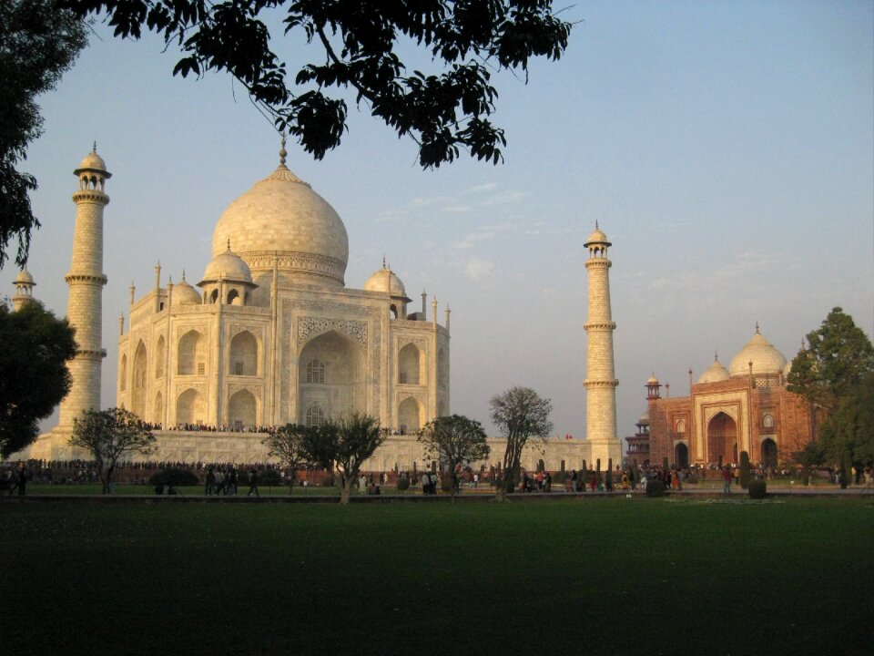 India tomb mausoleum