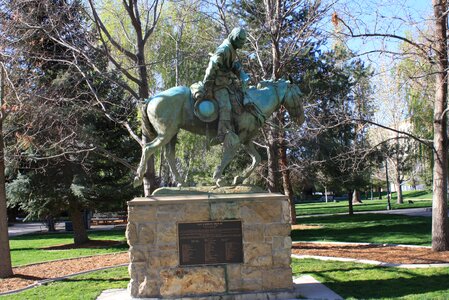Explorer statue rider