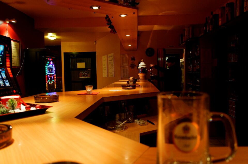 Drink restaurant control