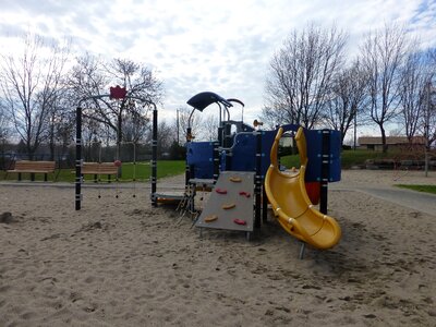 Play plastic slide