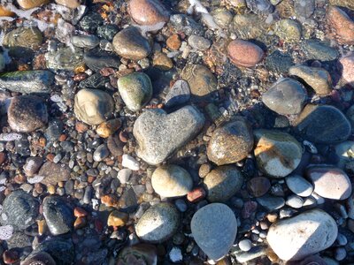 Water flint pebble photo