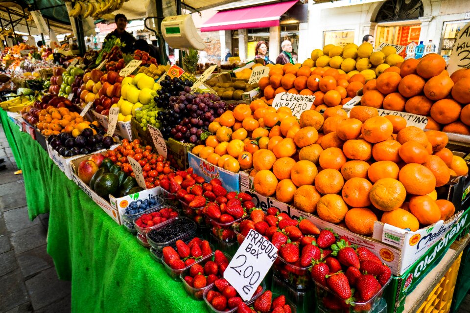 Italy fruit vegetables
