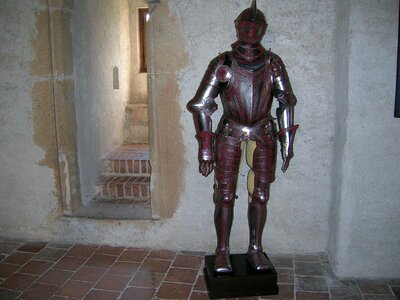 Middle ages armor historically