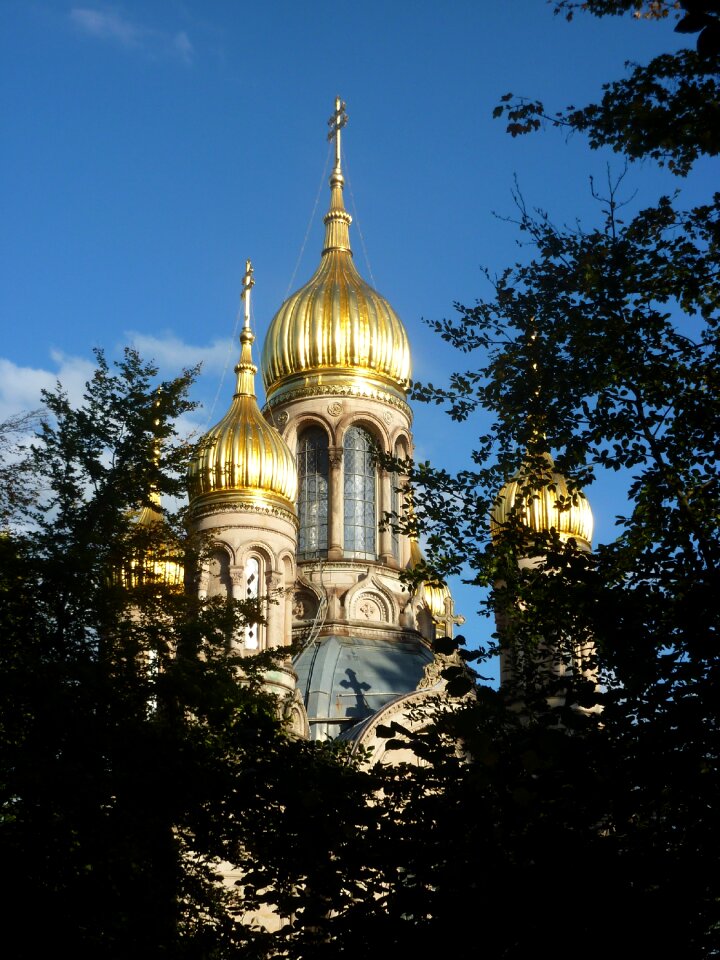 Russian chapel in wiesbaden gold domed roof