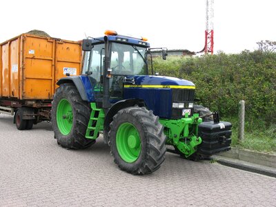 Wheels john deere community workers