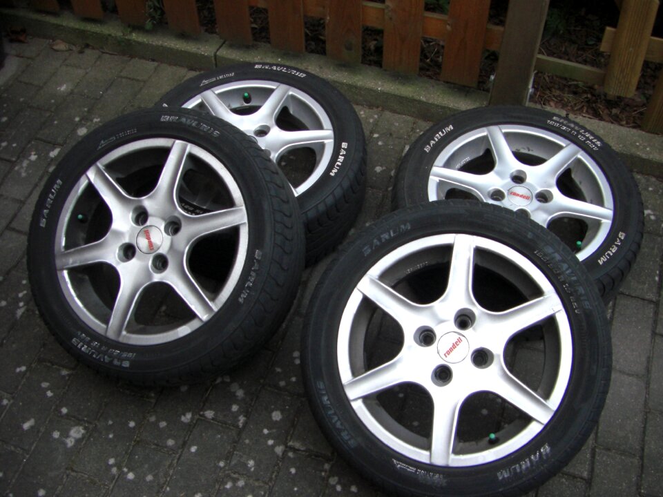 Auto motorsport summer tires