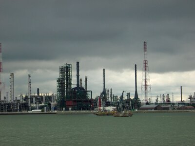 Dark weather slurry