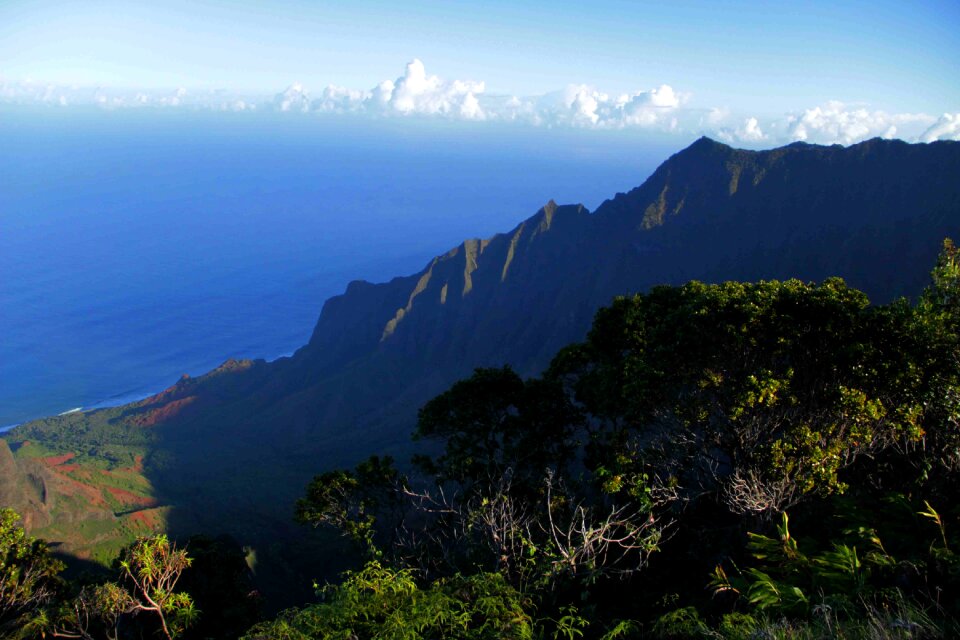 Hawaii maui crater