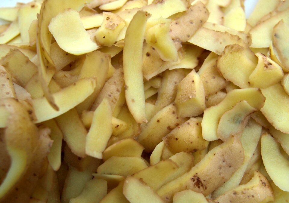 Waste shells potato dish