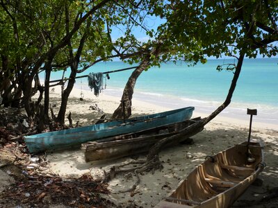 Jamaica beach boats