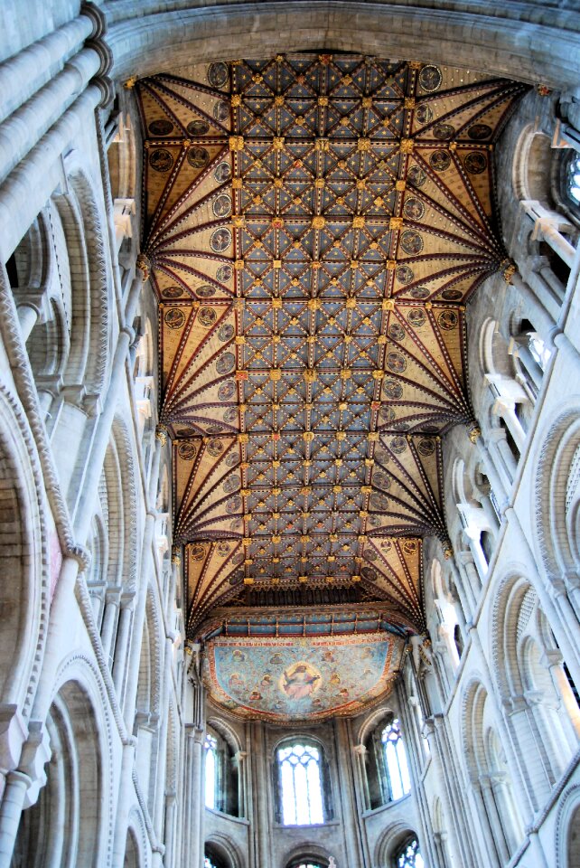 Arches decorated ceiling