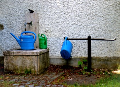 Casting water irrigation photo