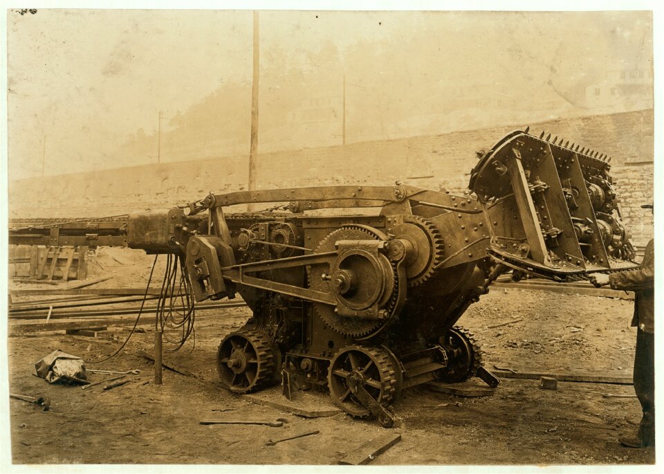 Tool machinery machine