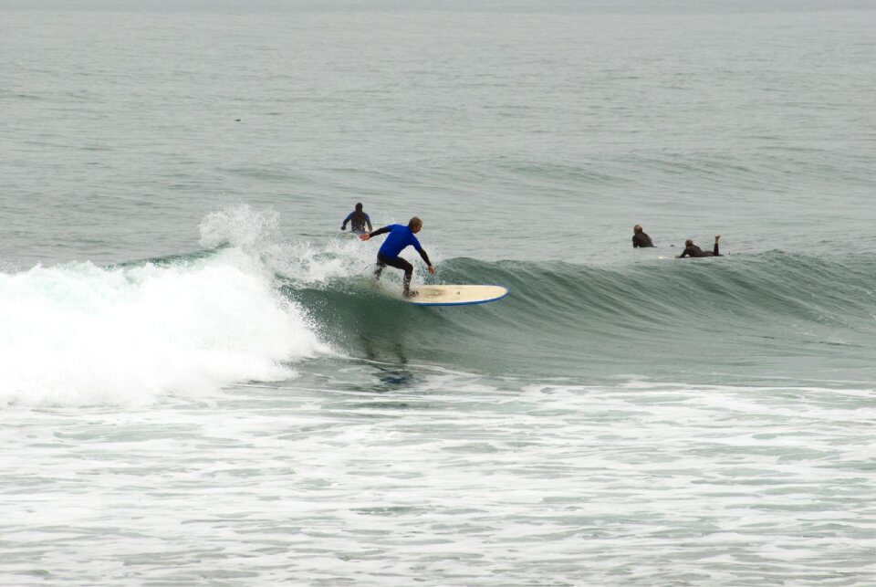 Ocean surf-riding
