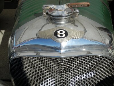 Automobile classic