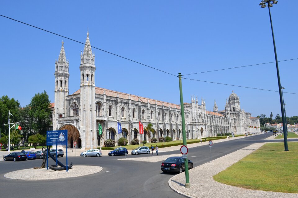 Lisbon portugal cathedral