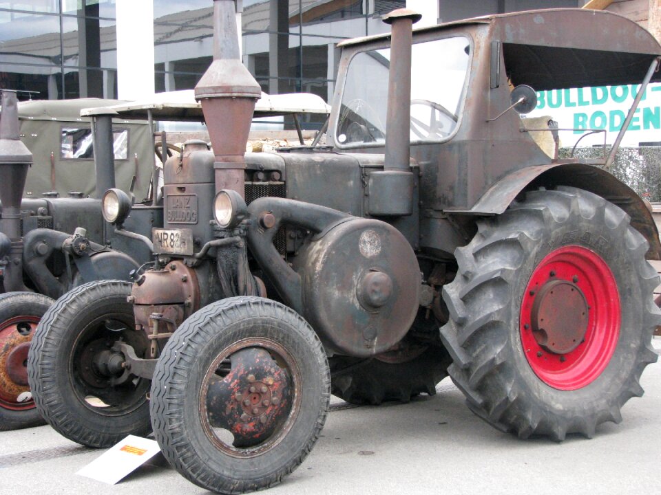 Bulldog tracktor oldtimer