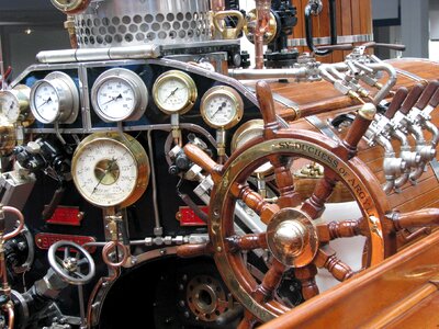 Steam powered boat control