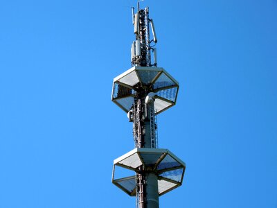 Antennas broadcast radio antenna photo