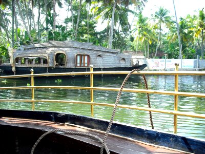 River houseboat boat