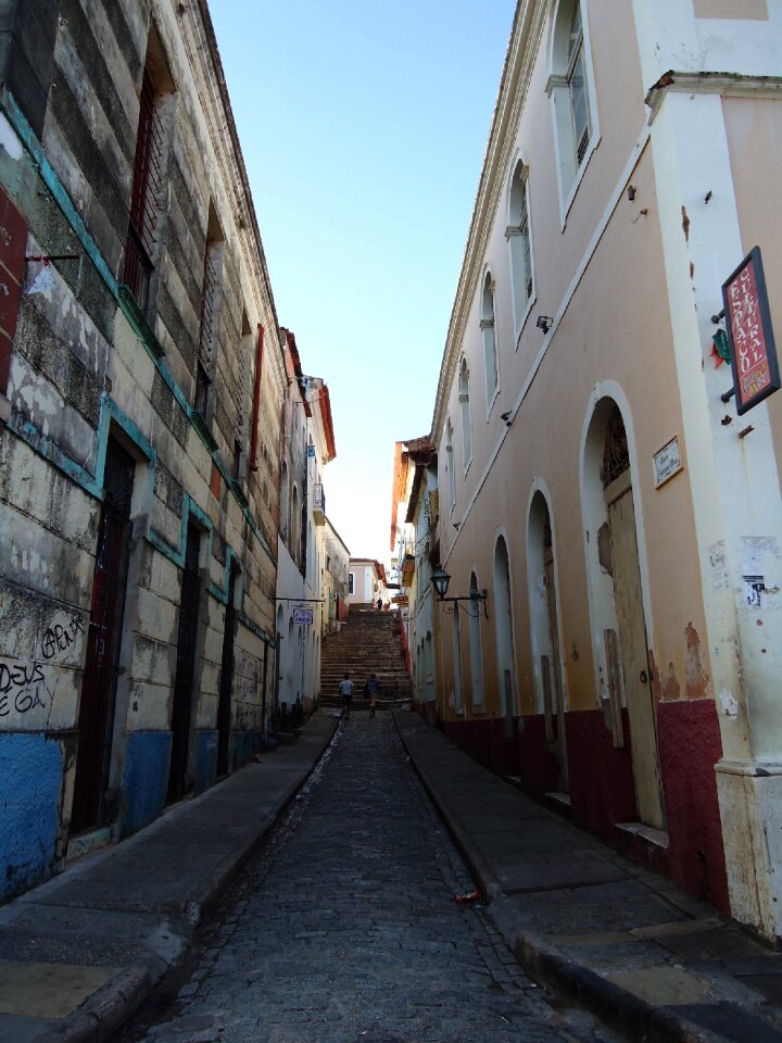 Path narrow houses