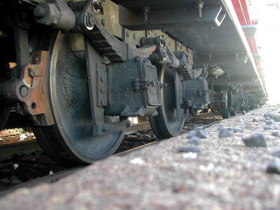 Railway steel travel